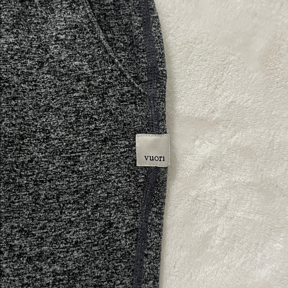 Vuori Heather Gray Women's Joggers - Picture 6 of 8